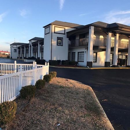 Americas Best Value Inn Holly Springs Bagian luar foto