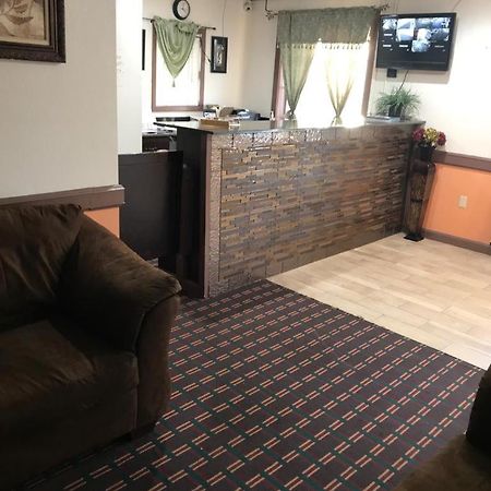Americas Best Value Inn Holly Springs Bagian luar foto